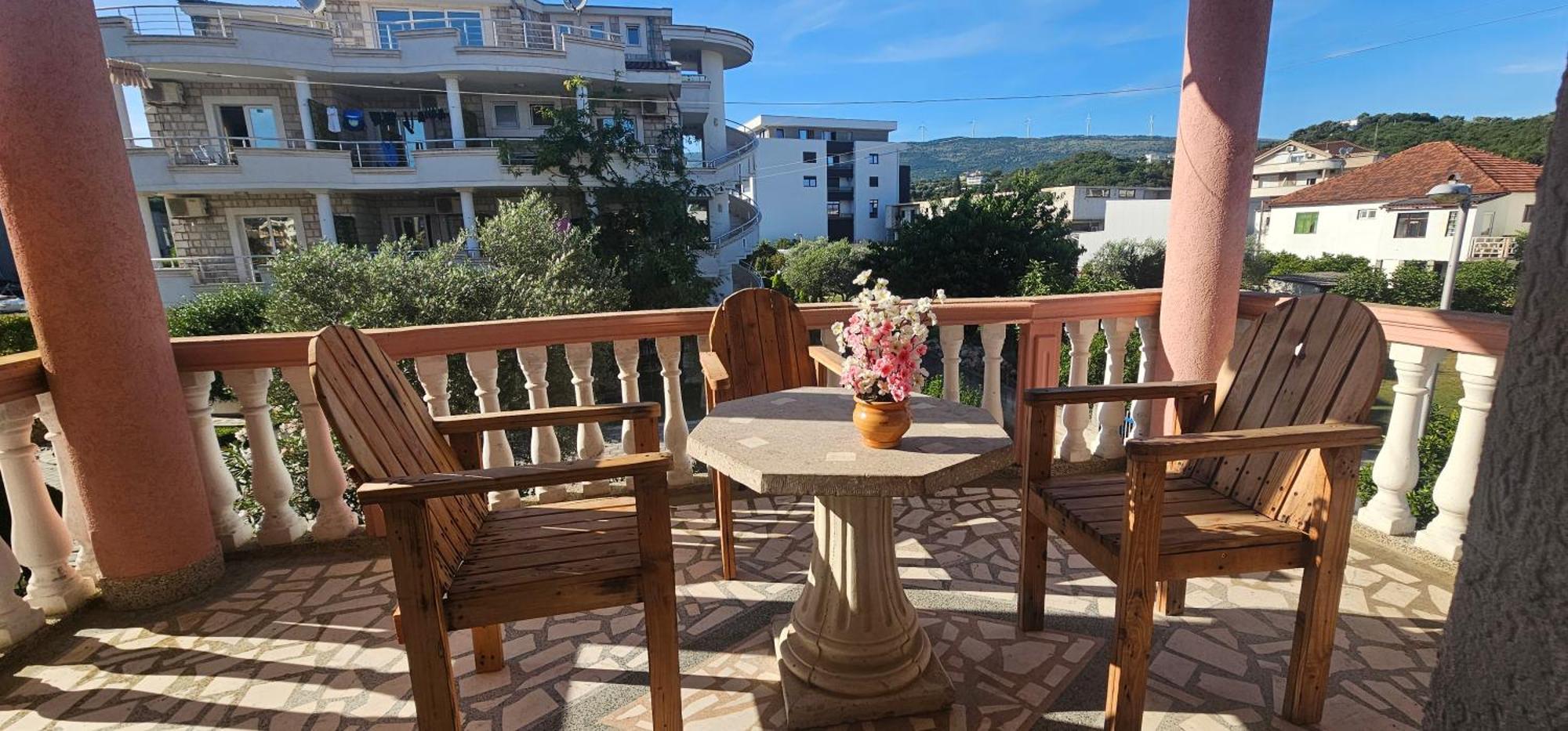 Kurt Apartaments Улцин Стая снимка
