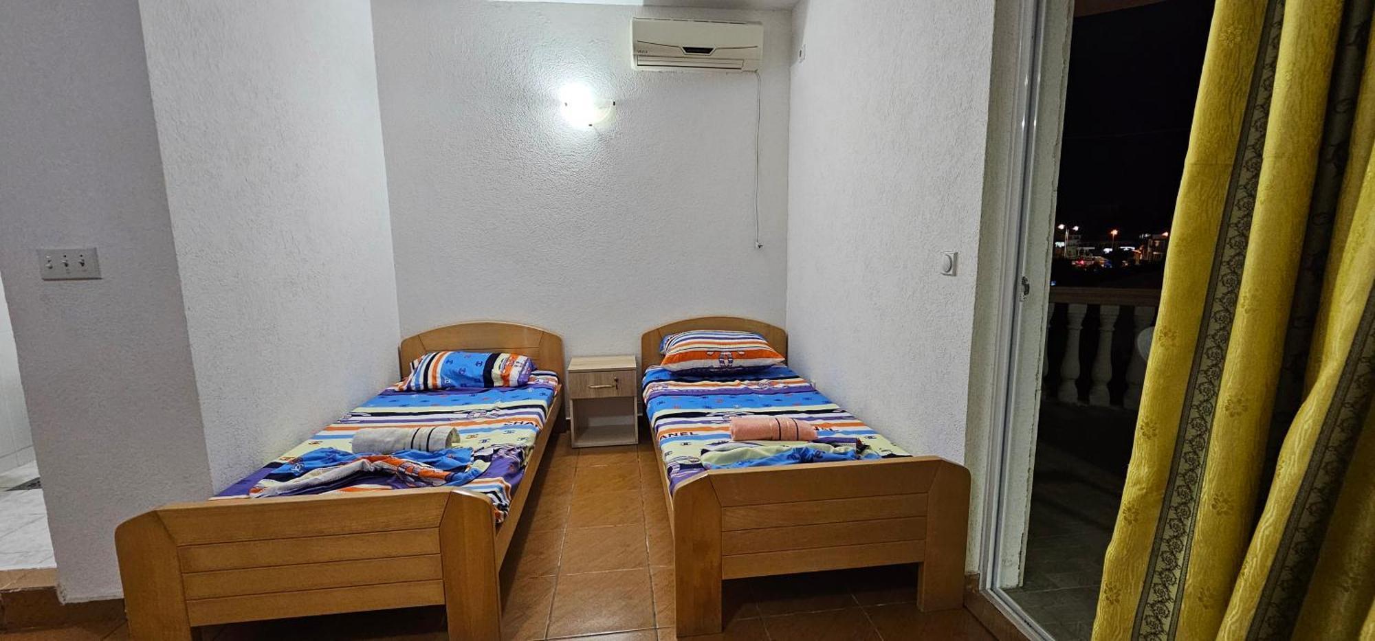 Kurt Apartaments Улцин Екстериор снимка