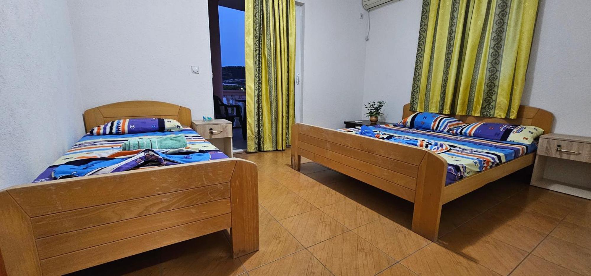 Kurt Apartaments Улцин Екстериор снимка