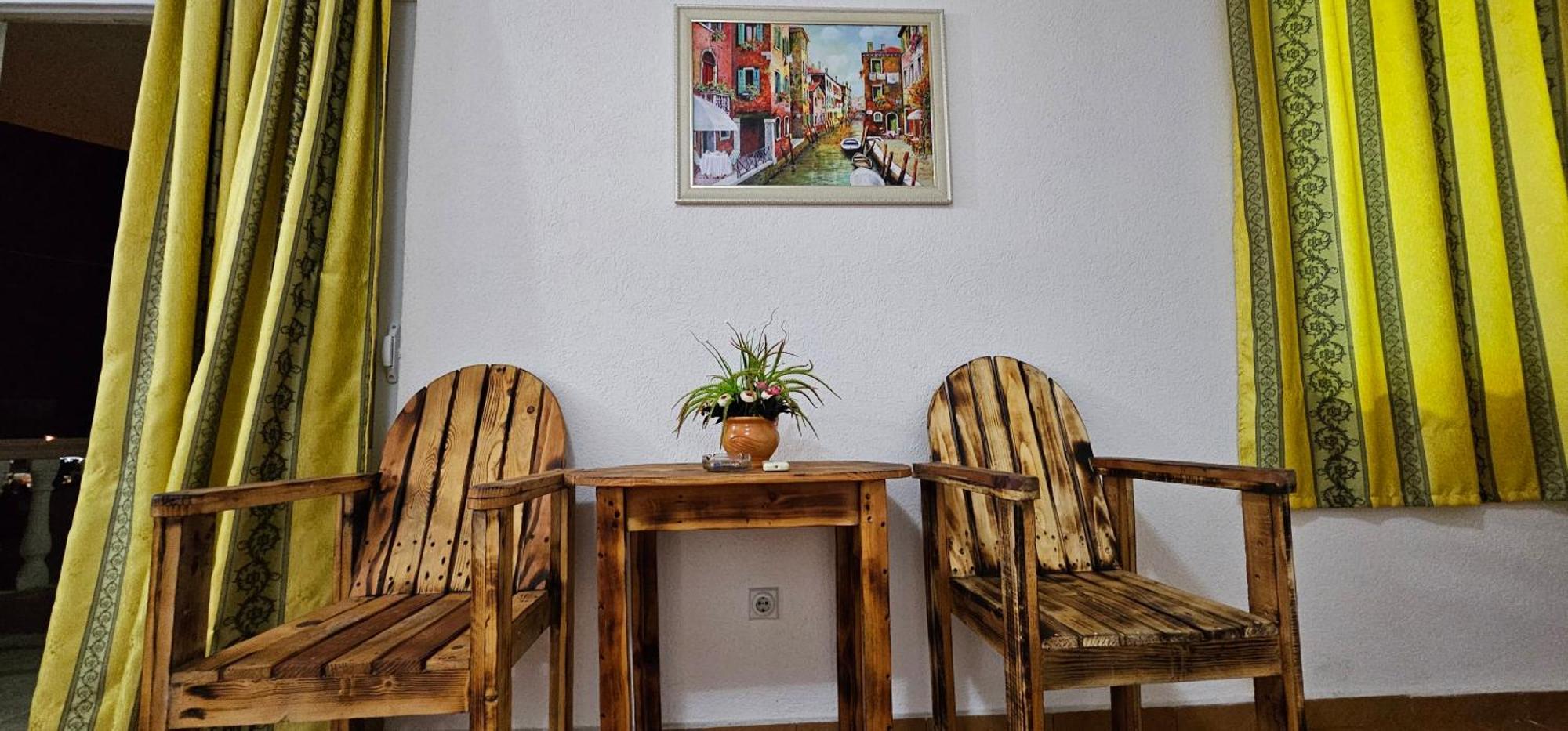 Kurt Apartaments Улцин Екстериор снимка