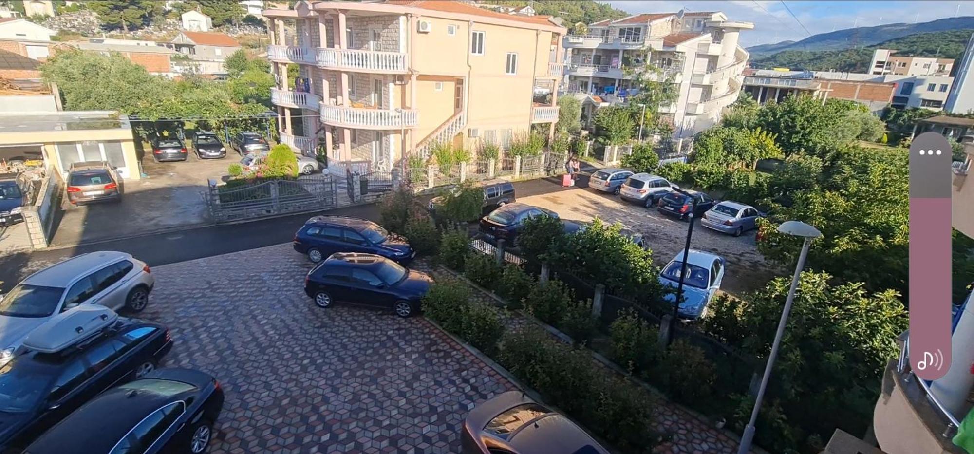 Kurt Apartaments Улцин Екстериор снимка