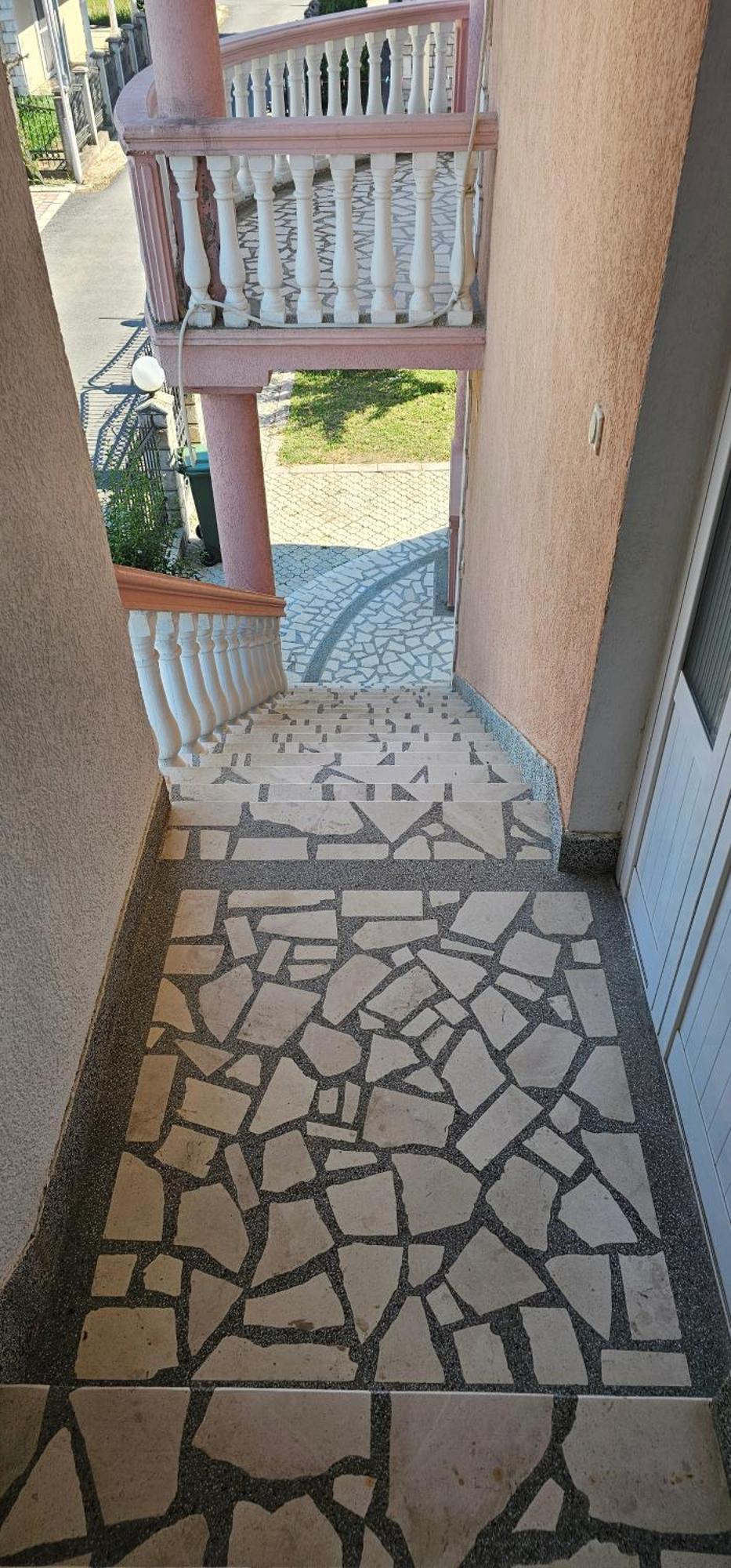 Kurt Apartaments Улцин Екстериор снимка